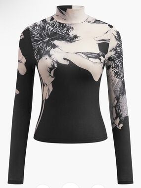 NEW- Commense Mock Neck Printed Long Sleeve Top